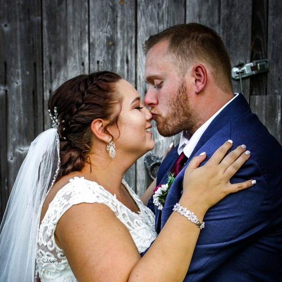 Welcome to my closet!! - Picture 2 of 6